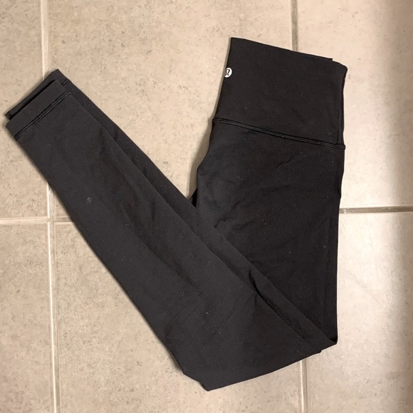 lululemon athletica Pants - Lululemon Wunder Under Leggings